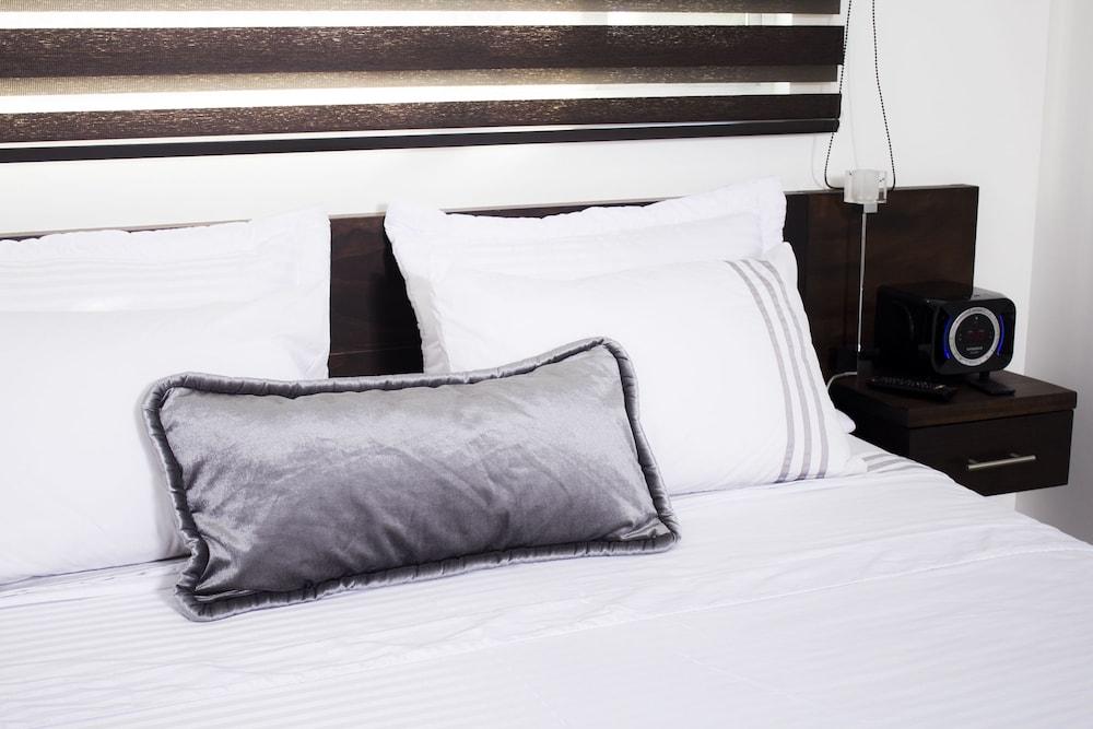 Hotel Lleras 10 Medellín Kültér fotó