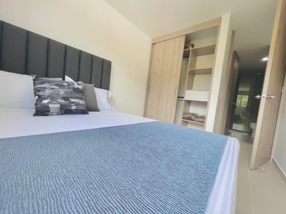 Hotel Lleras 10 Medellín Kültér fotó