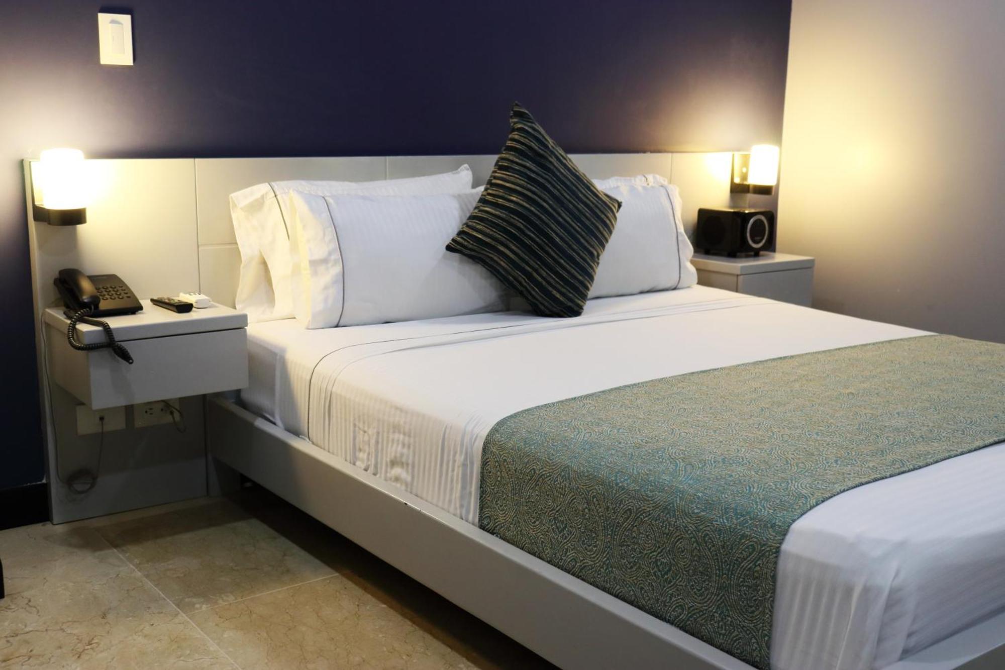 Hotel Lleras 10 Medellín Kültér fotó