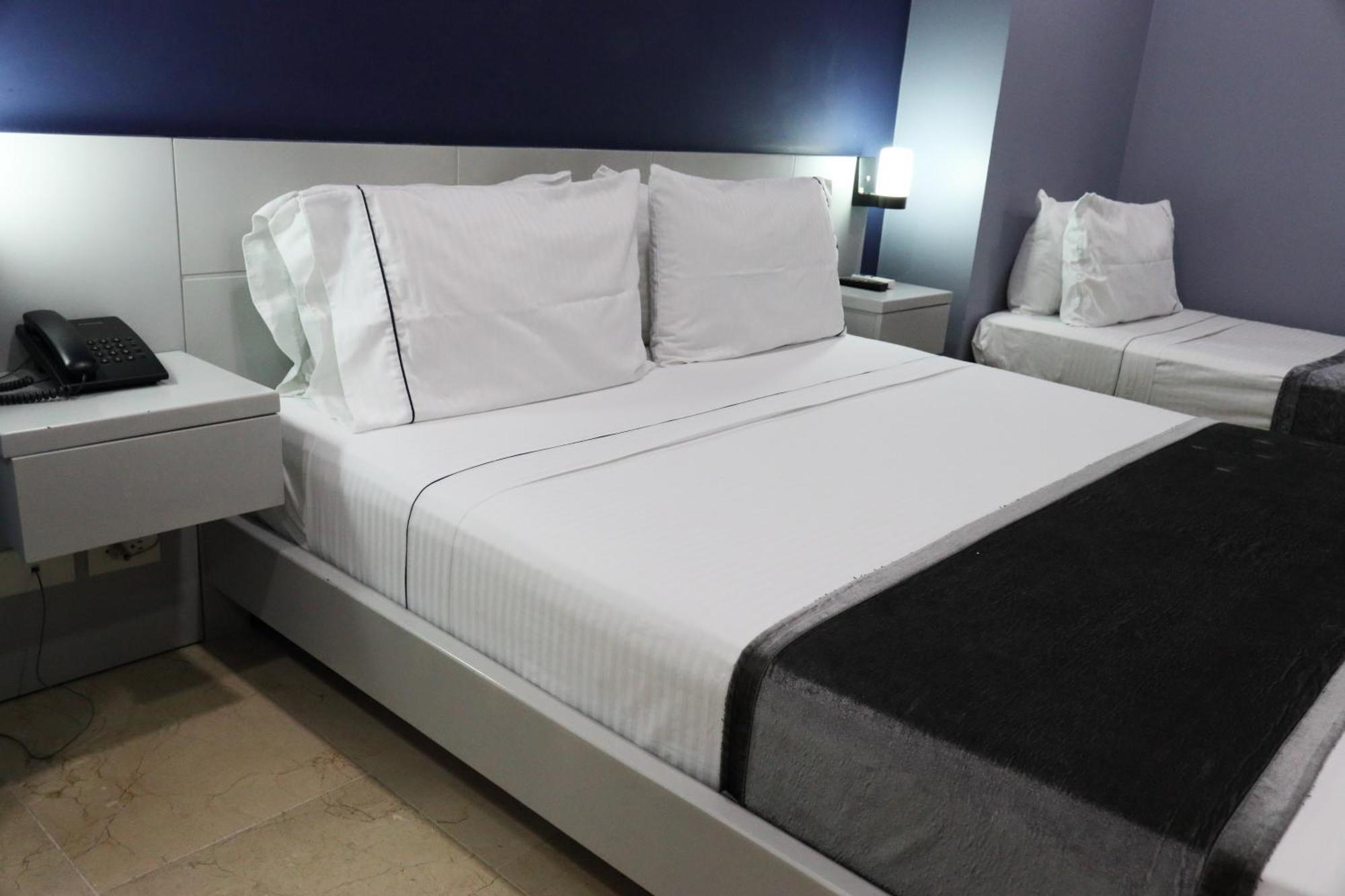 Hotel Lleras 10 Medellín Kültér fotó
